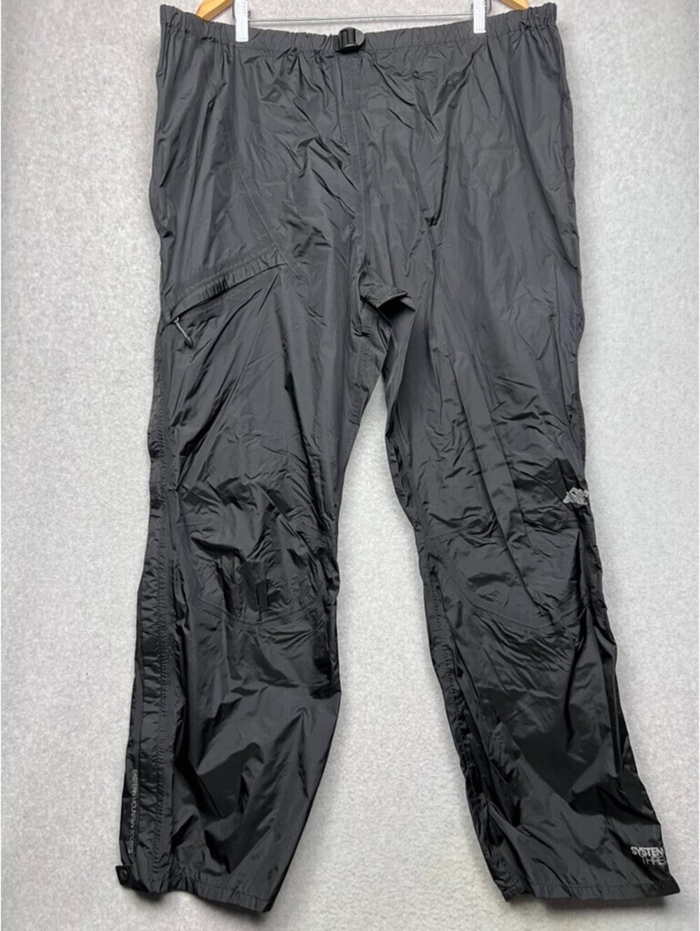 EMS Eastern Mountain Sports Rain Pants Mens XXL Black Nylon Waterproof System 3